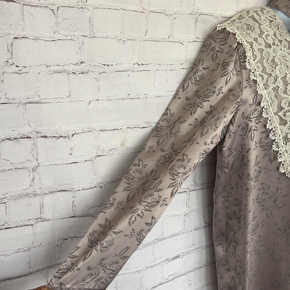 Vintage Scott McClintock satin floral sleepwear gown - Picture 6 of 12